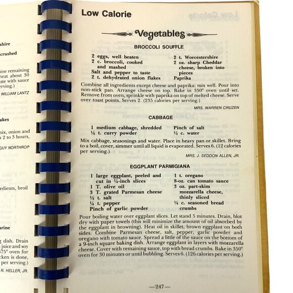 Womans Exchange of Memphis TN Cook Book Volume II 1st Printing 1976 Spiral Bound - Picture 12 of 12